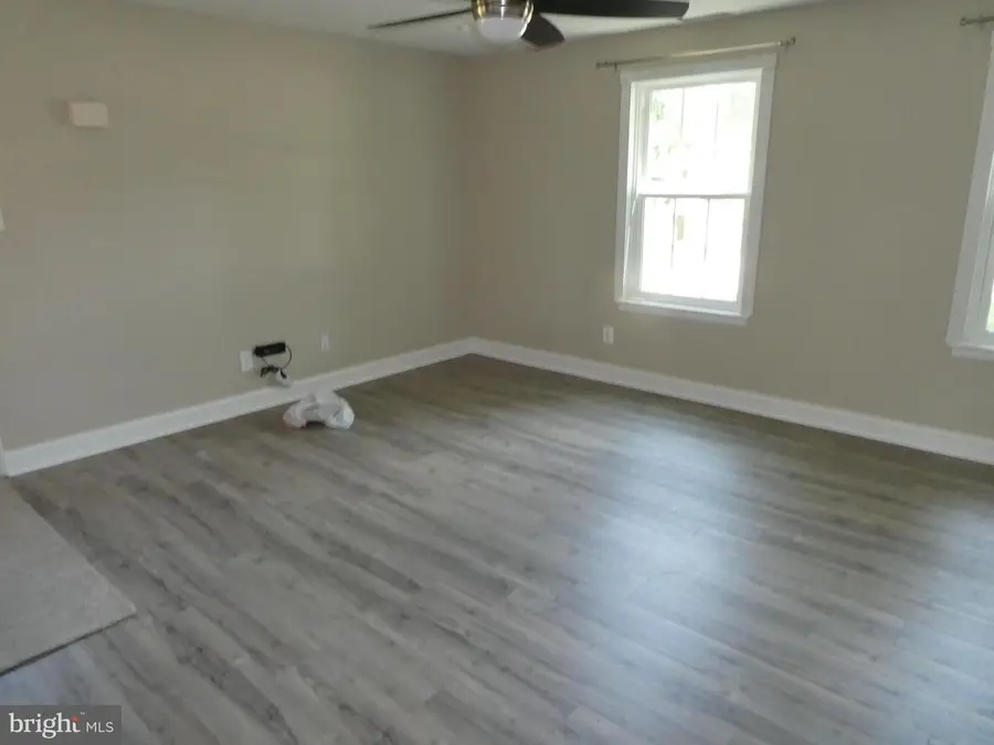 10 Grasmur Ct, Berlin, NJ 08009 - #3