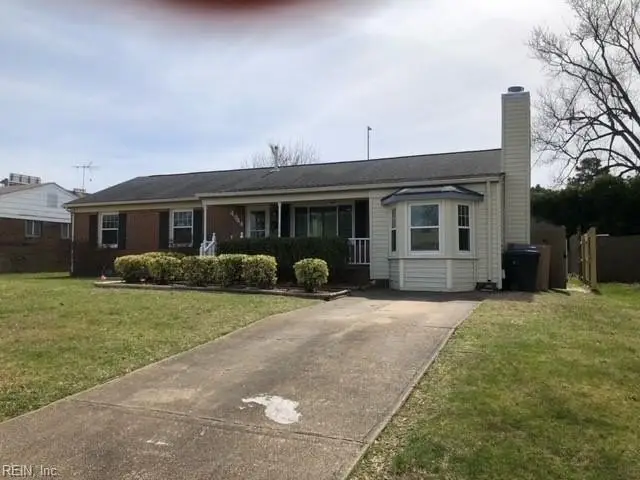 4944 Narragansett Drive, Virginia Beach, VA 23462 - #2