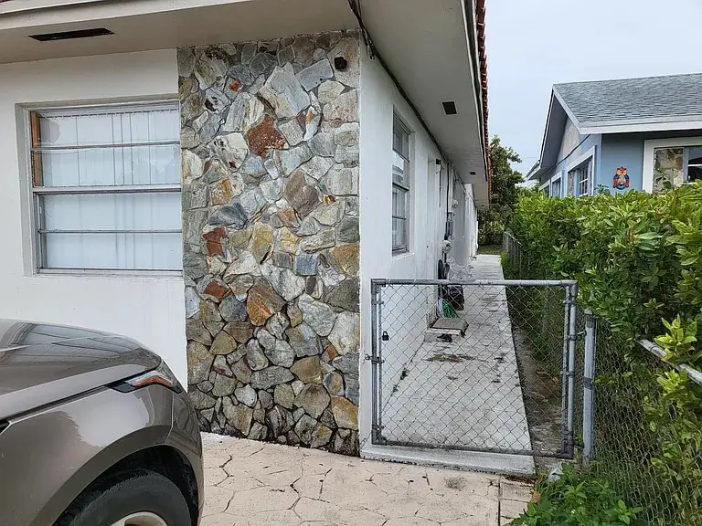 7418  SW 21st St #null, Miami, FL 33155 - Image #1