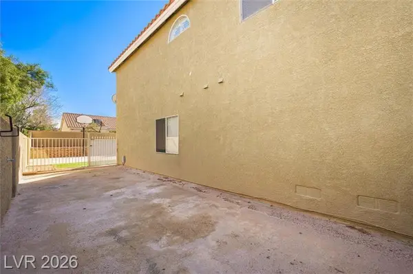 1549 Silver Glen Avenue, Las Vegas, NV 89123