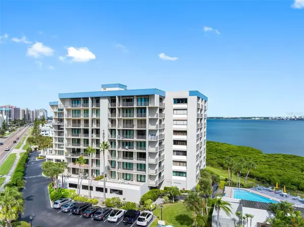 1501 GULF BOULEVARD #102, CLEARWATER BEACH, FL 33767