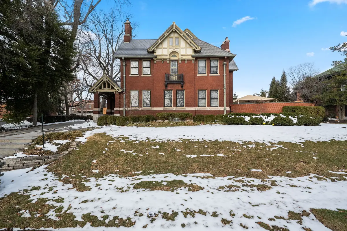 5257 Lindell Boulevard, Saint Louis, MO 63108 - #1