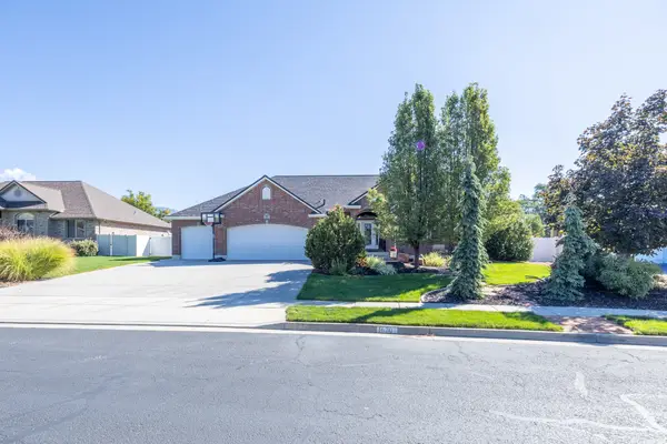 1670 N 1350 W, Farr West, UT 84404