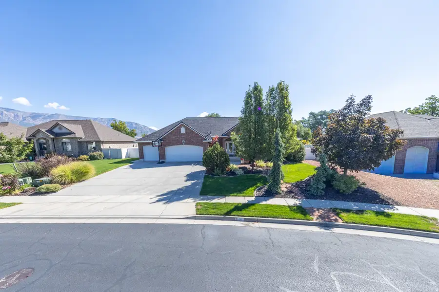 1670 N 1350 W, Farr West, UT 84404 - #3