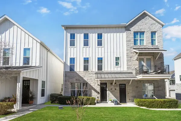 2624 Metcalfe Rd #17, Austin, TX 78741