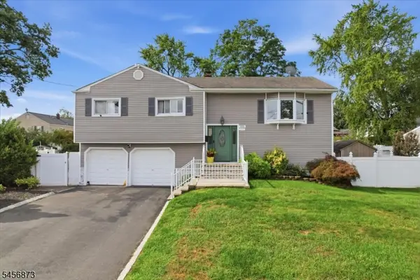 -105 Osceola Avenue, Middlesex, NJ 08846