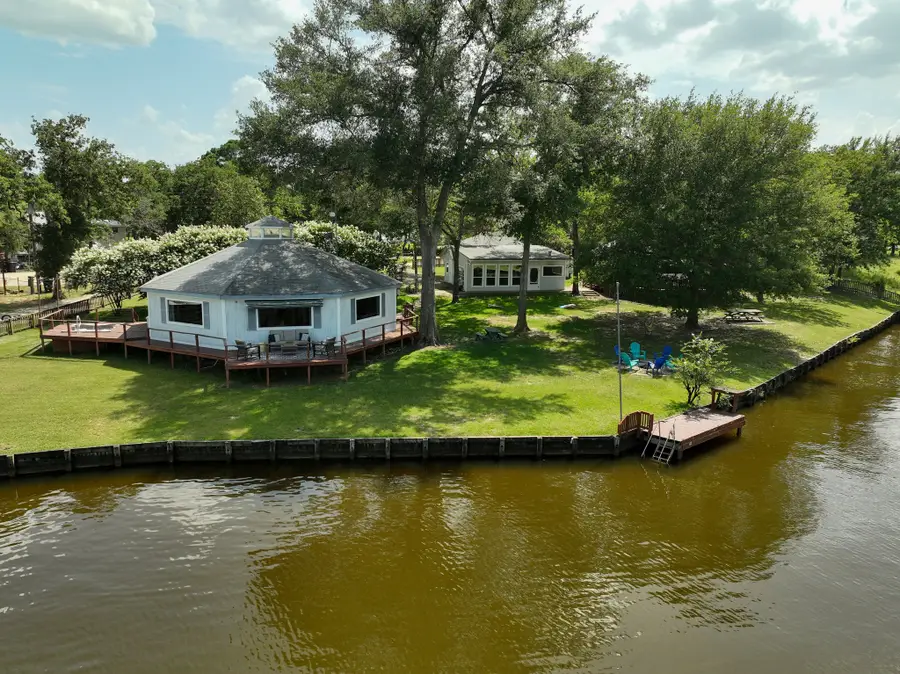 20559 Red Bud Court, Thornton, TX 76687 - Image #3