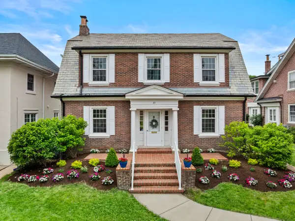31 Dartford Avenue, Clayton, MO 63105