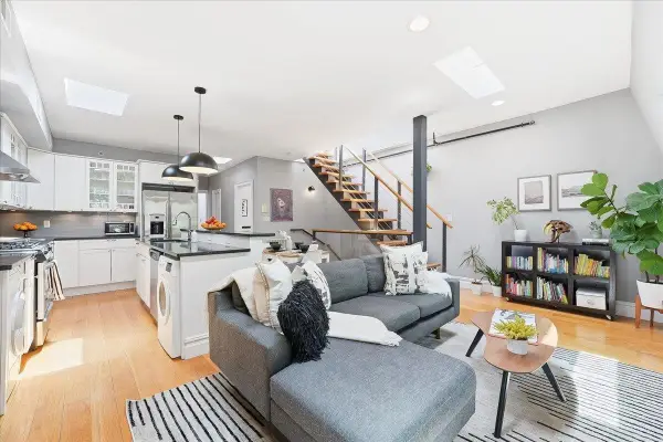 247 2nd Street 3, Jersey City, NJ 07302