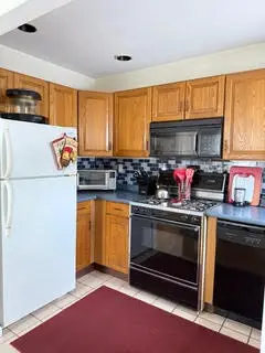1 East Court #1, Derby, CT 06418 - Image #2