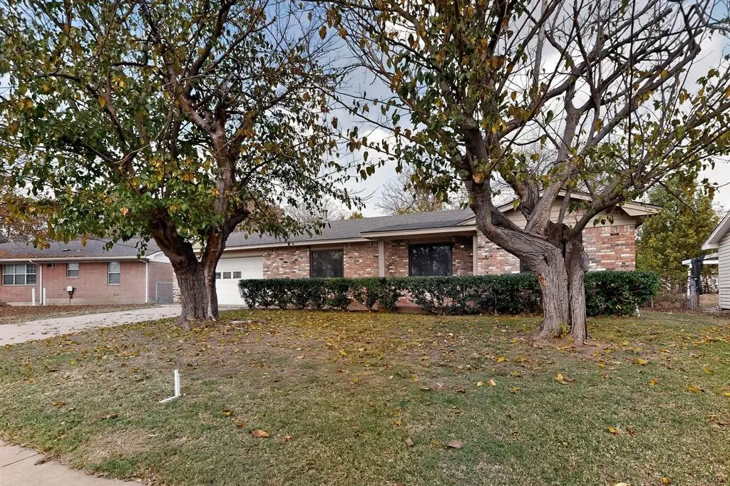 1705 E Hilton Street, Sherman, TX 75090 - Image #1