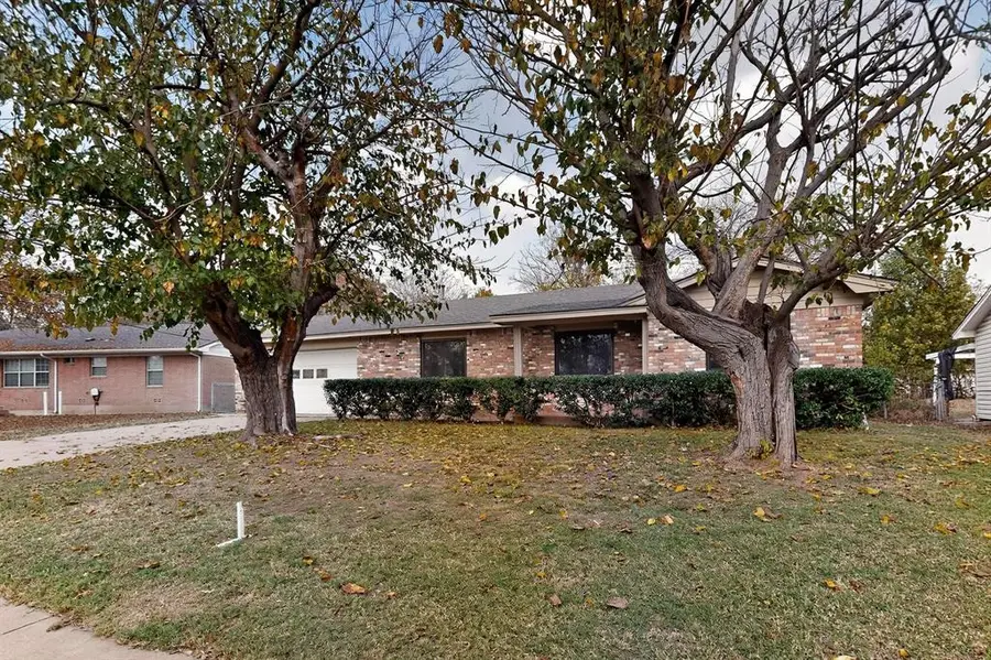 1705 E Hilton Street, Sherman, TX 75090 - Image #2