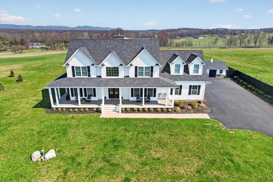 124 Mulford Drive, Wallkill, NY 12589 - #2