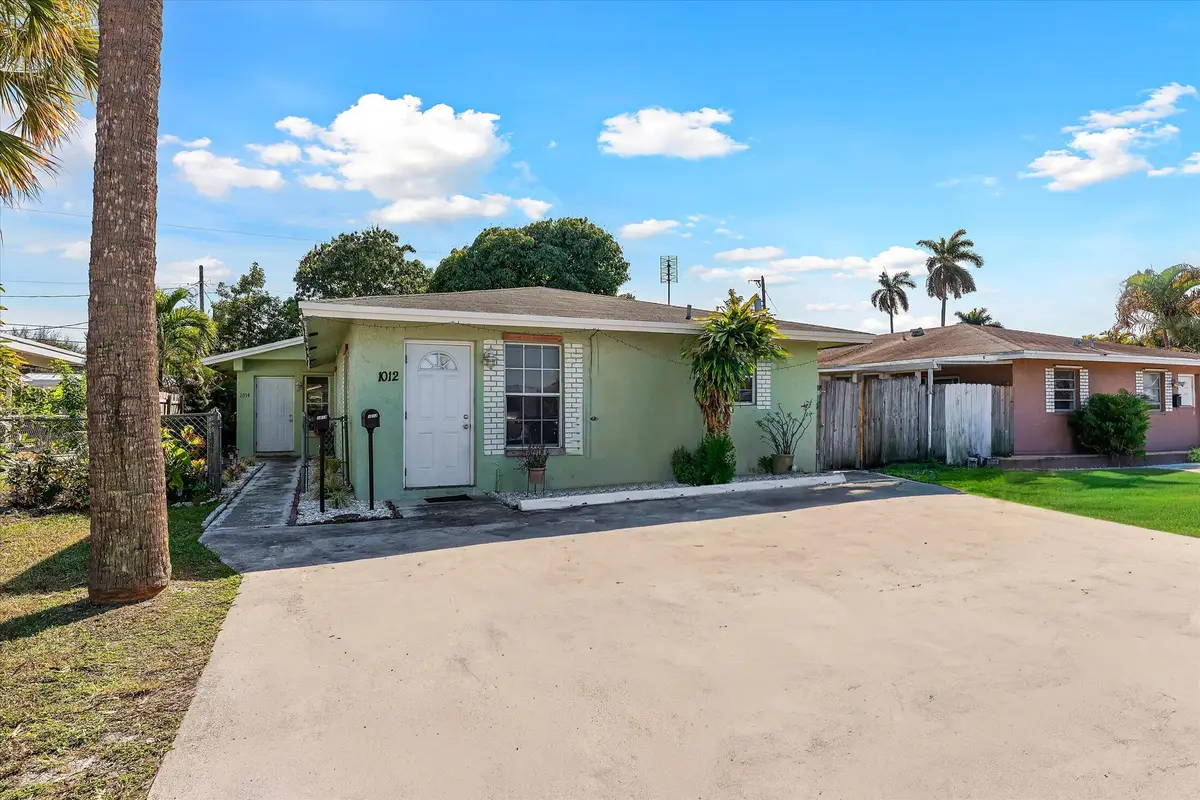 1012 Green Street, West Palm Beach, FL 33405 - #1