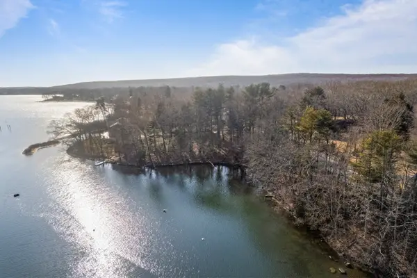 163 Oswegatchie Road, Waterford, CT 06385