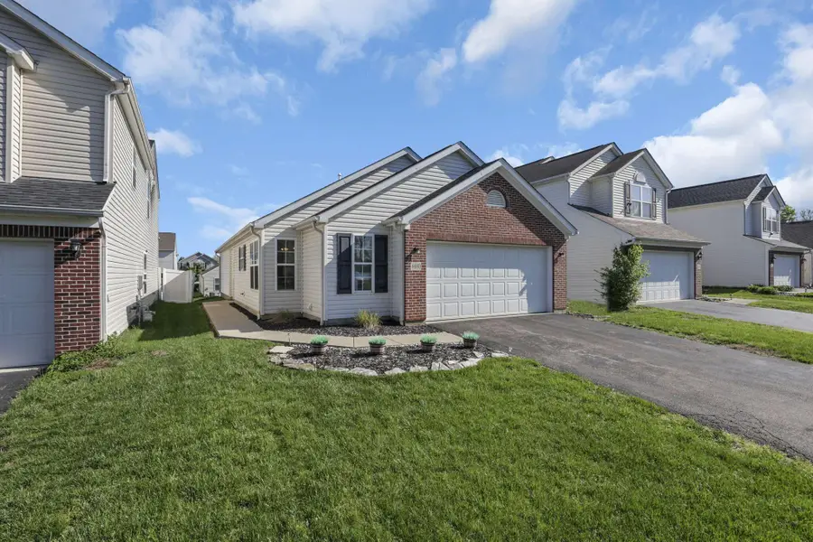 6880 Riding Trail Drive, Canal Winchester, OH 43110 - #3