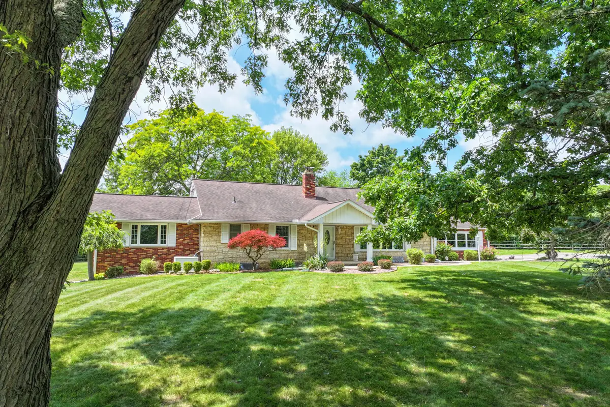 9422 S Saginaw, Grand Blanc, MI 48439 - #1