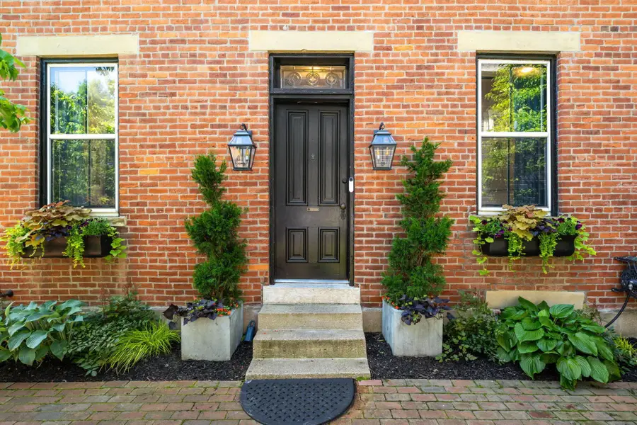 763 Mohawk Street, Columbus, OH 43206 - #3