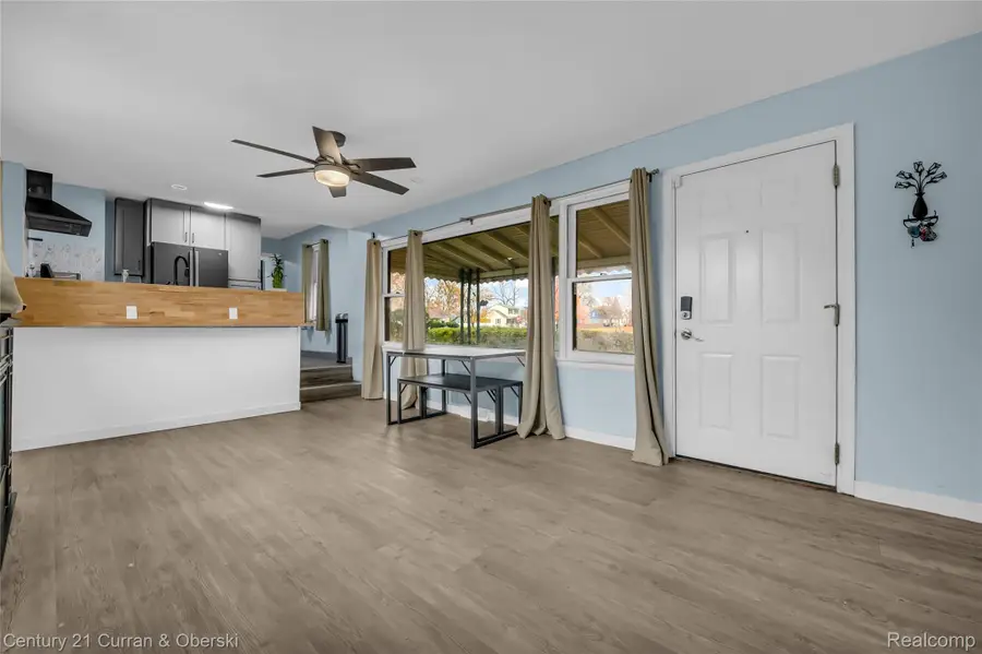 32178 Carlisle Parkway, Wayne, MI 48184 - #2