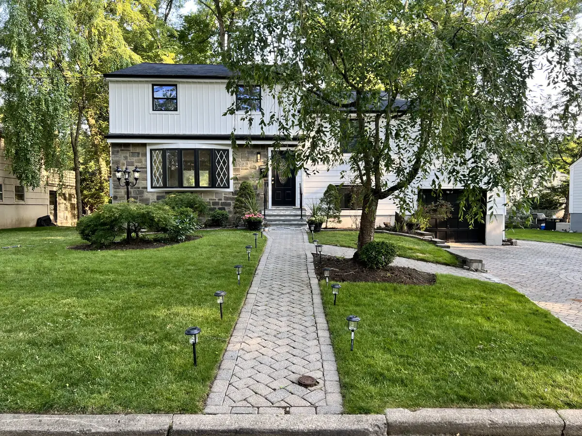 392 Marlboro Rd, Englewood, NJ 07631 - Image #1