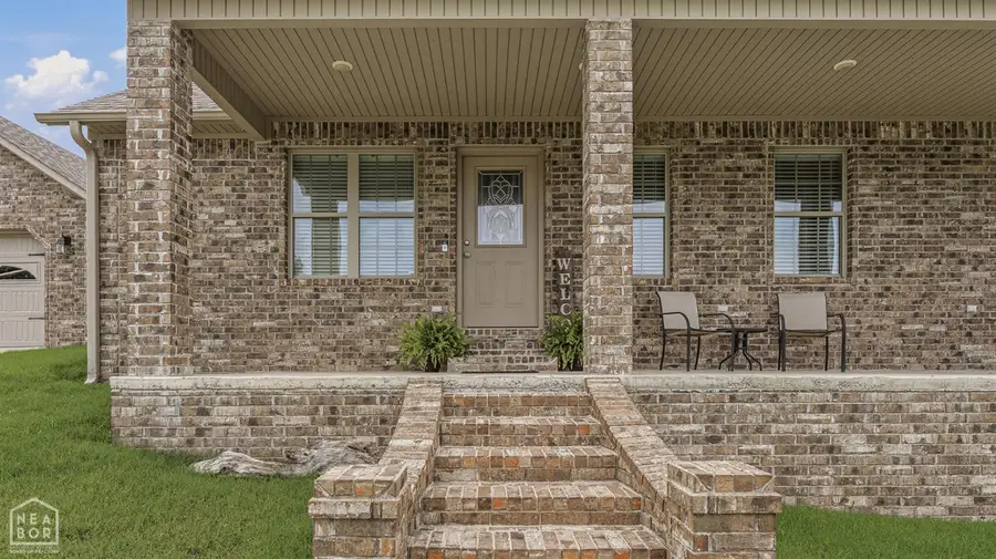 2200 N 9th Street, Paragould, AR 72450 - #2