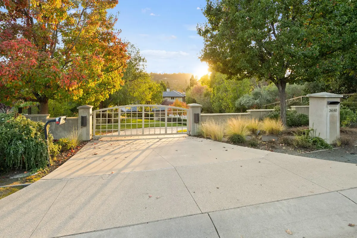 26140 Rancho Manuella Lane, Los Altos Hills, CA 94022 - #1