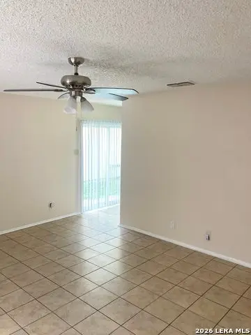 4339 Lehman Dr, Kirby, TX 78219 - #2