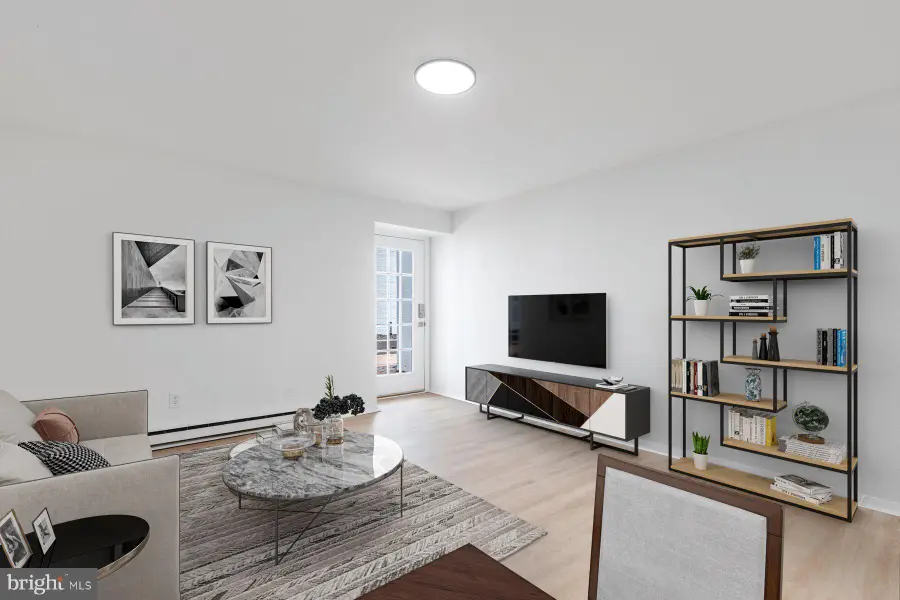 207 S Patrick Street #Unit 202, Alexandria, VA 22314 - #3