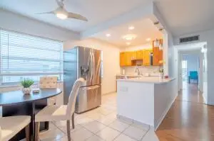 313 Burgundy #Unit G, Delray Beach, FL 33484