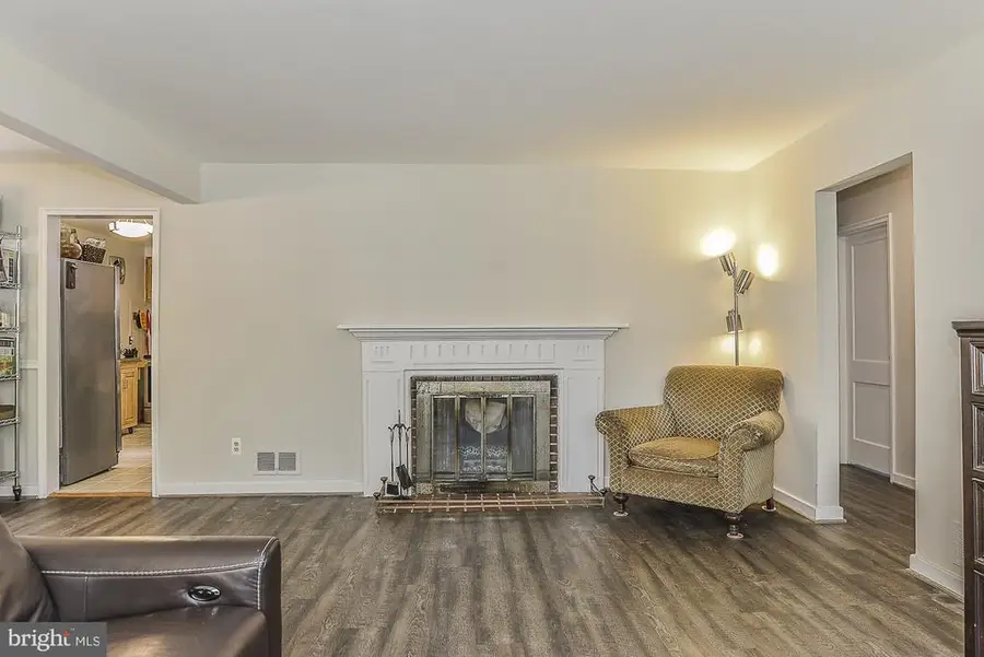 305 S Fenwick Street, Arlington, VA 22204 - #2