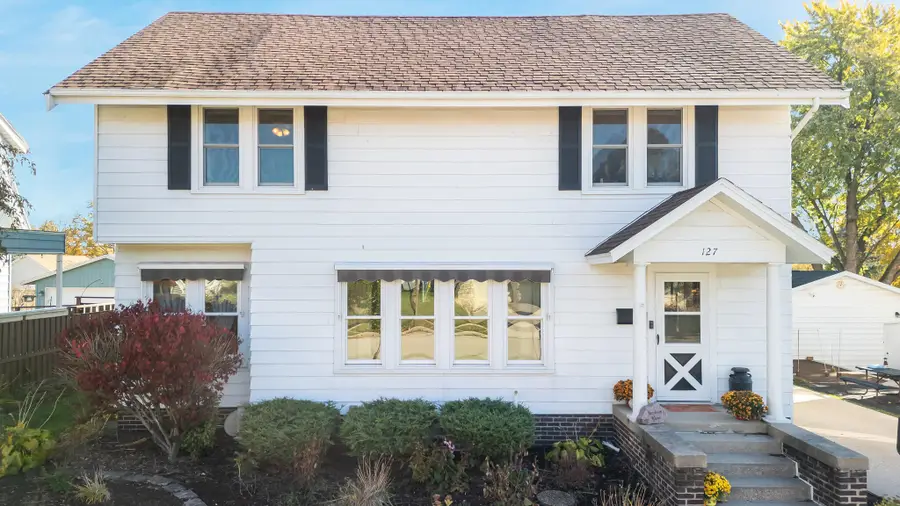 127 Hein Ave, Plymouth, WI 53073 - #2