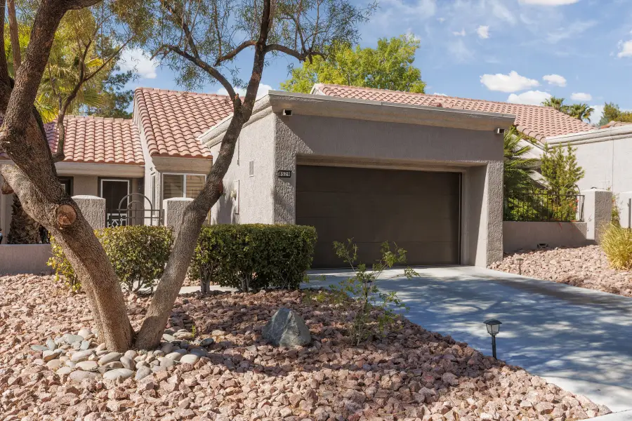 8529 Willowrich Drive, Las Vegas, NV 89134 - #2