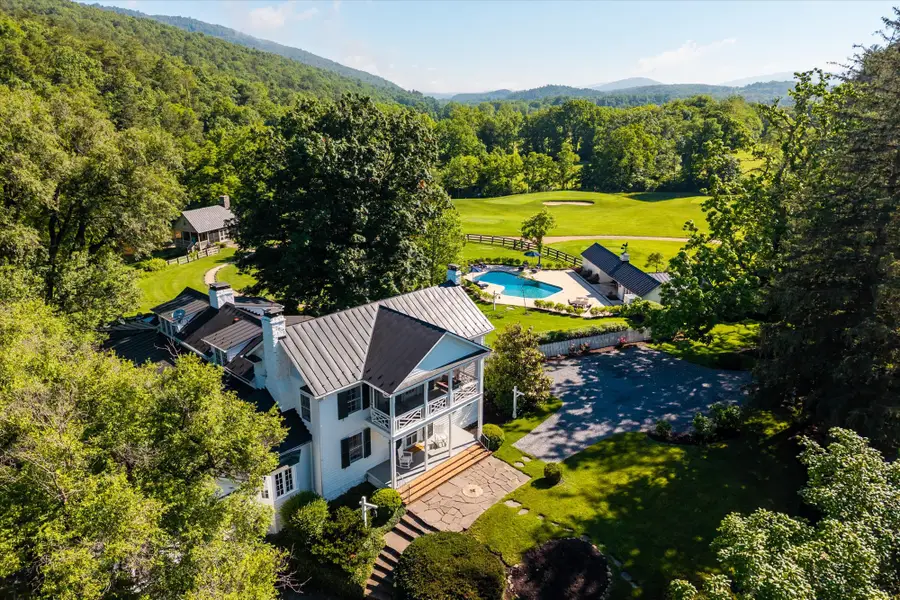 7449 Richardson Gorge Rd, Hot Springs, VA 24445 - #2