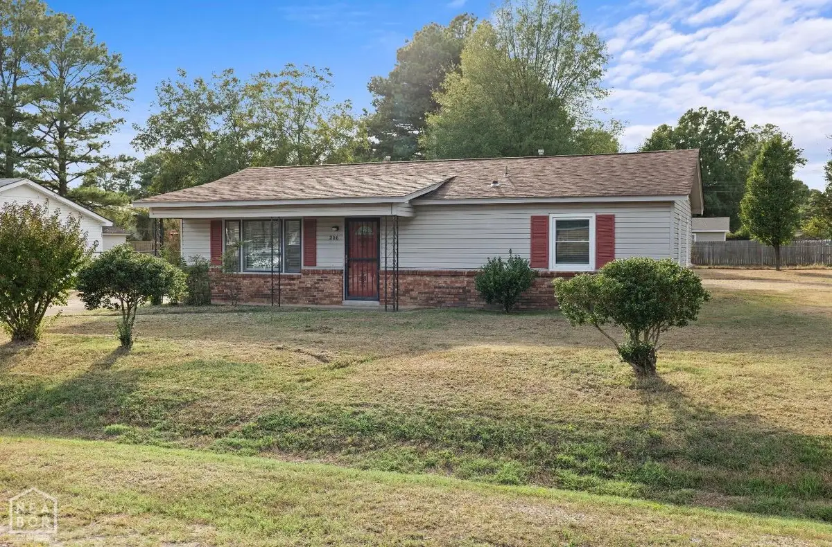 206 Maurita Street, Jonesboro, AR 72401 - #1