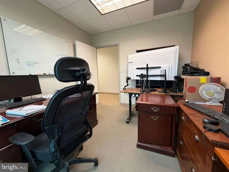 1984 Isaac Newton Square W , 205, Reston, VA 20190 - #3