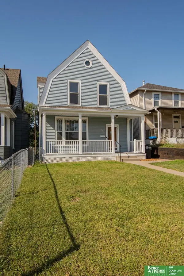 842 S 22nd Street, Omaha, NE 68108
