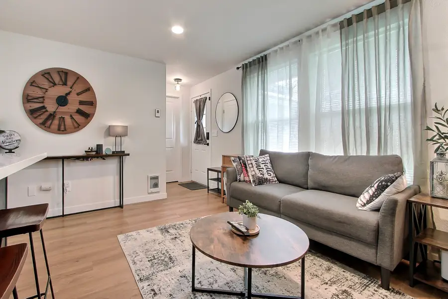 6903 S Cheyenne Street, Tacoma, WA 98409 - #2