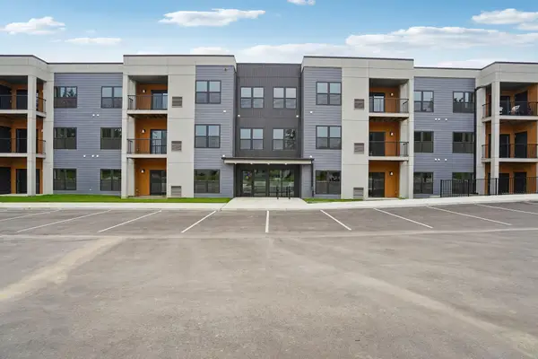 2675 Burton Road , 206, Ann Arbor, MI 48104
