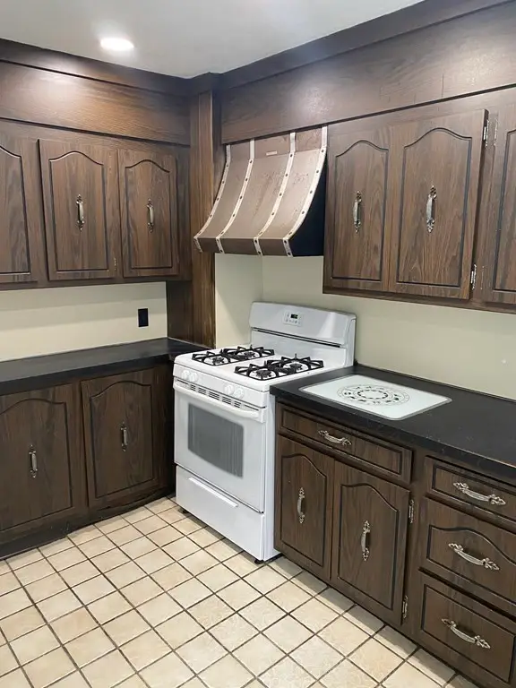 15 Whittemore , 15, Medford, MA 02155 - Image #2