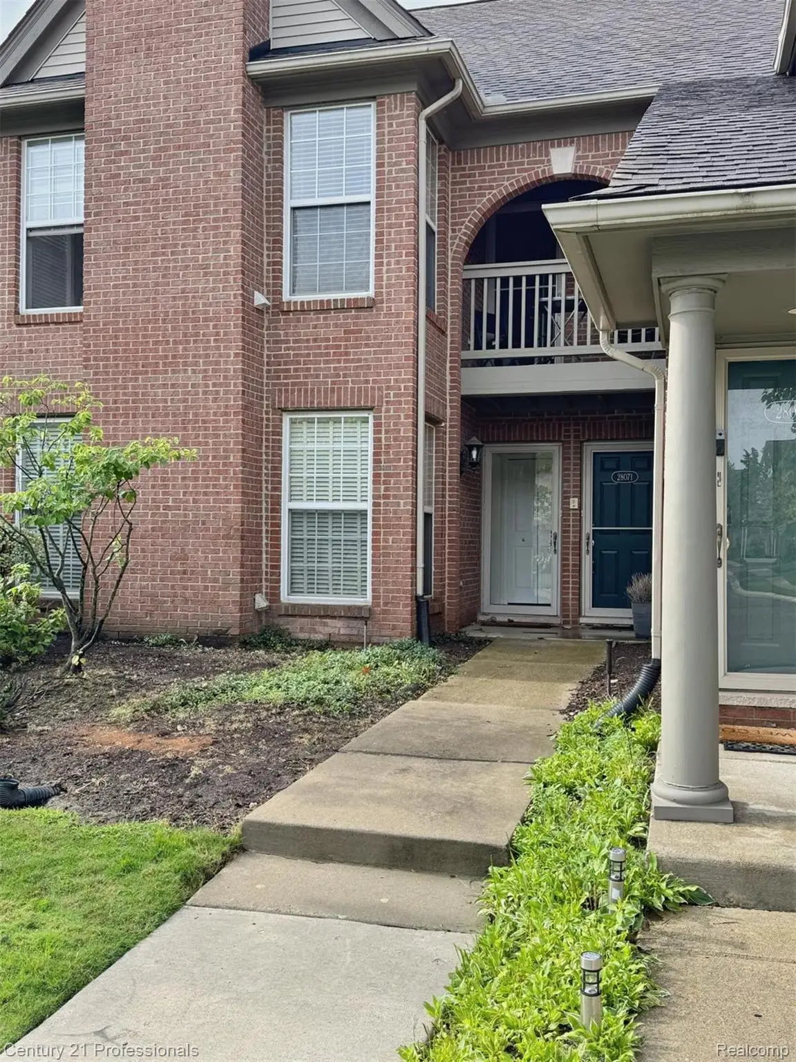 28067 Carlton Way Drive, Novi, MI 48377 - Image #1