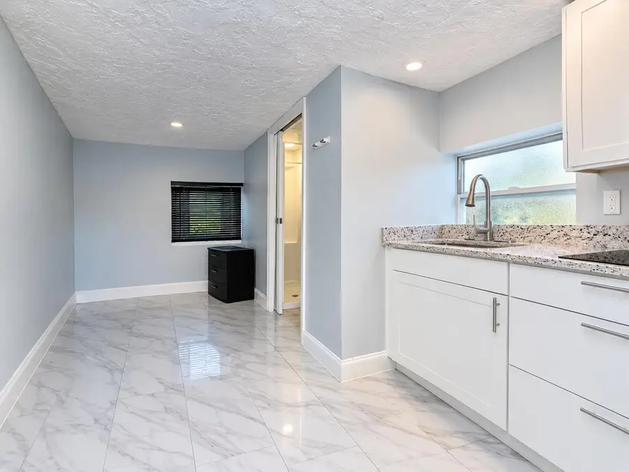 173 W 16th Street, Riviera Beach, FL 33404 - #3