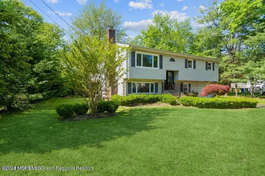 427 Lake Avenue, Oakhurst, NJ 07755 - #1