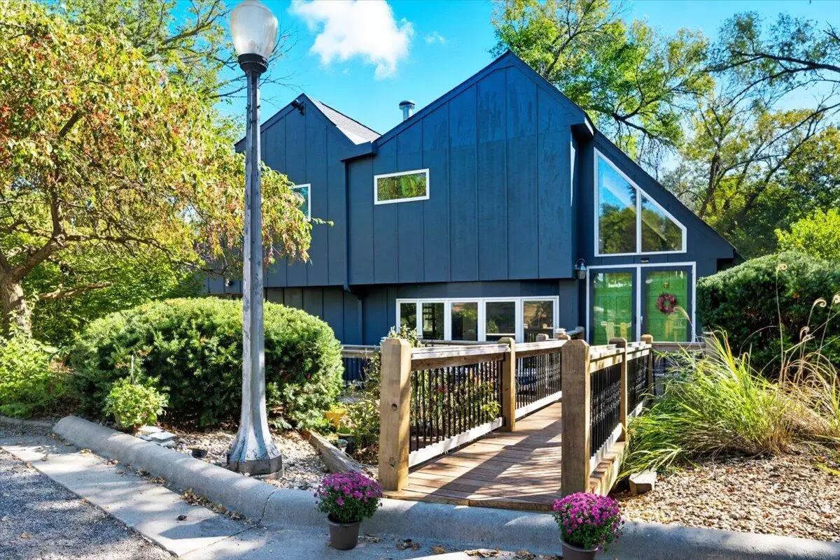 605 Ridge Road N, Council Bluffs, IA 51503 - Image #1