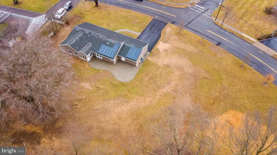 127 Kendall Road, Kendall Park, NJ 08824 - #2