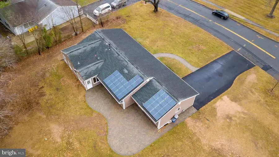 127 Kendall Road, Kendall Park, NJ 08824 - #3