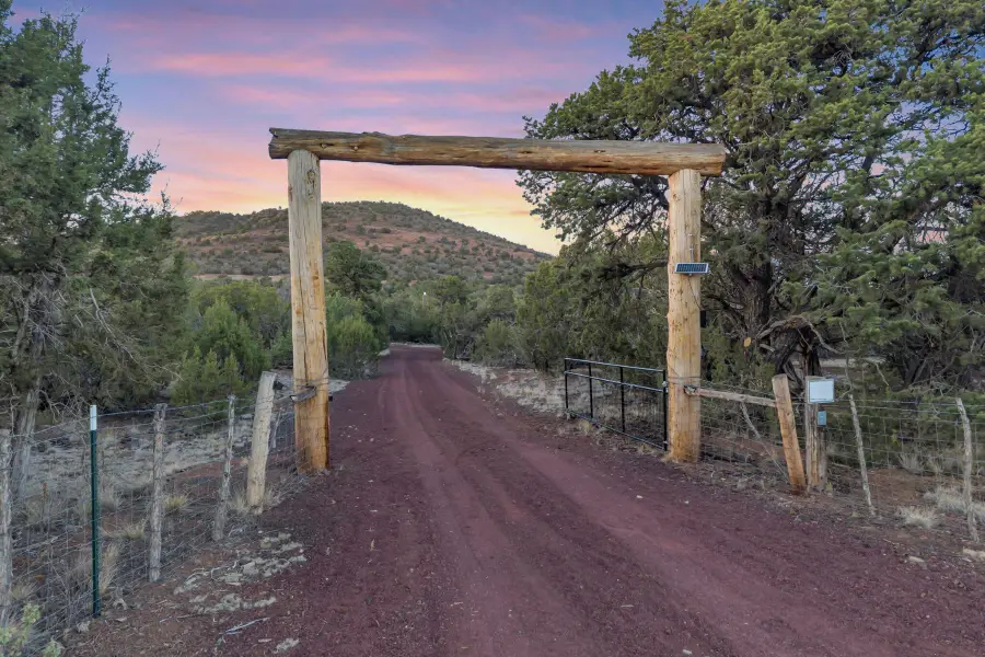 1249 E Chaparral Lane, Williams, AZ 86046 - #2