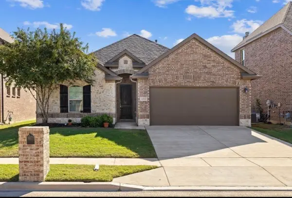 1212 Trumpet Drive, Fort Worth, TX 76131