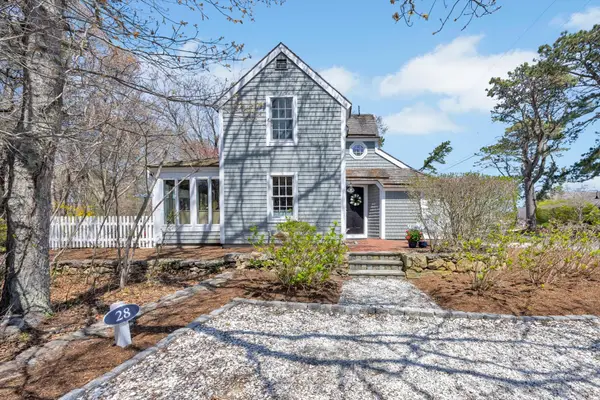 28 Flying Cloud Circle #UNIT 28, Mashpee, MA 02649