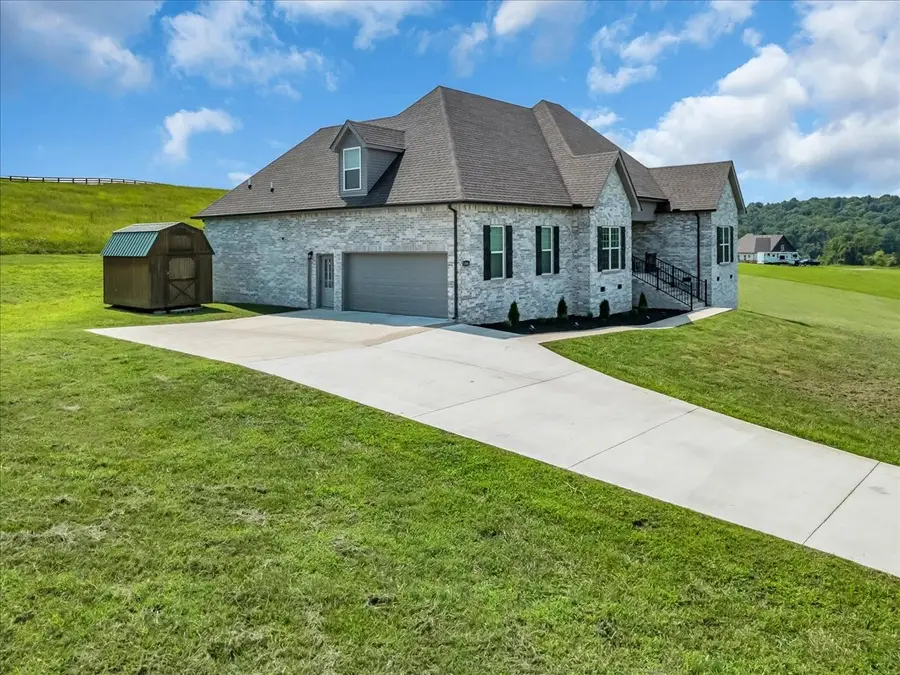 1301 Whiteside Hill Rd, Wartrace, TN 37183 - #3