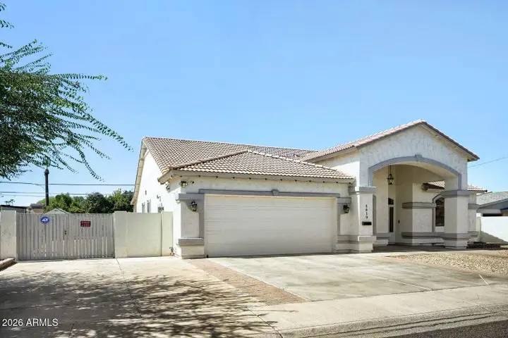 5619 W Frier Dr, Glendale, AZ 85301 - #3
